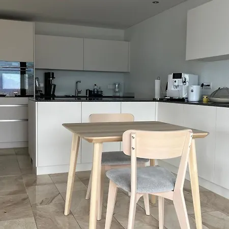 Nora Вилла Фаулензее